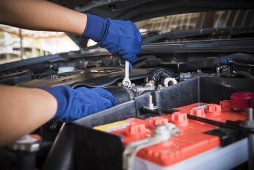 Reasons Why You Need To Change Engine Oil